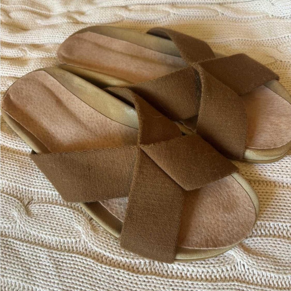 Jenni Kayne crossover flops